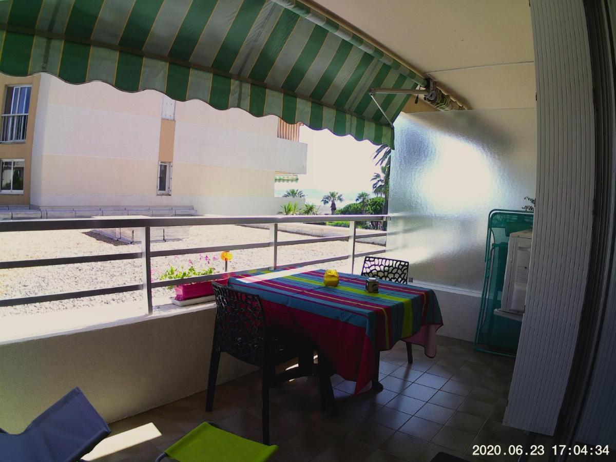 Studio 127, Vue Mer Et Piscine, Port Santa Lucia Сен-Рафаэль Экстерьер фото